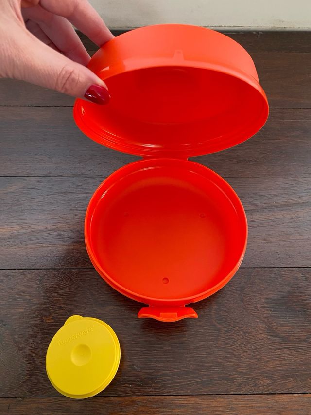 Caixa para hamburguer Tupperware