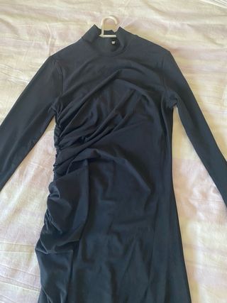 Vestido largo negro cuello alto H&M