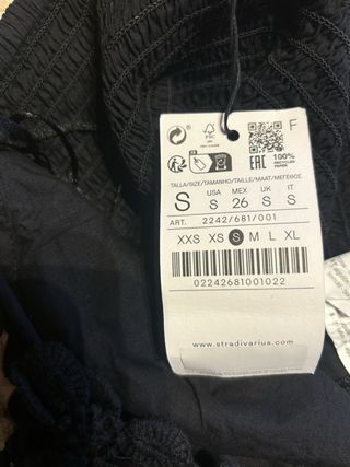Top bordados de encaje Stradivarius