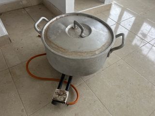 Olla de aluminio