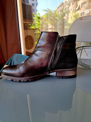 Botín piel ,talla 40 ,planos