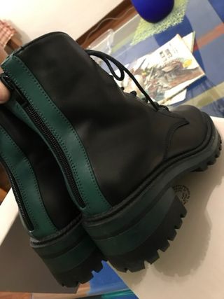 Anfibio donna in similpelle n.40- CAFENOIR