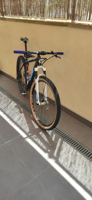 BICICLETA MTB CUBE