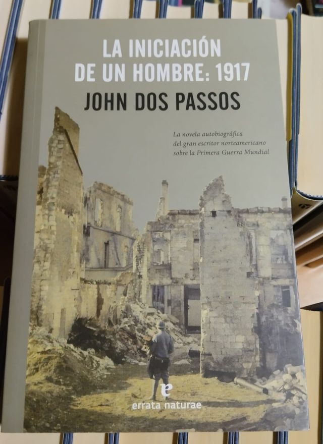 Incicacion de un hombre:1917