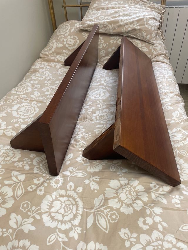 Estantería madera maciza