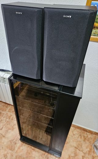 Equipo de música con mueble 