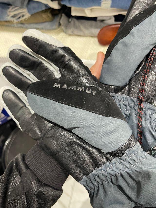 Guanti Mammut