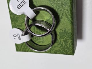Collar circonio grande.