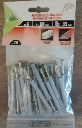 Lotes de tornillos 2 modelos.