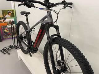BICI MTB ELÉCTRICA MONDRAKER PRIME T.L TEST