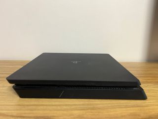 Playstation 4 Slim 1Tb