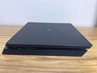 Playstation 4 Slim 1Tb
