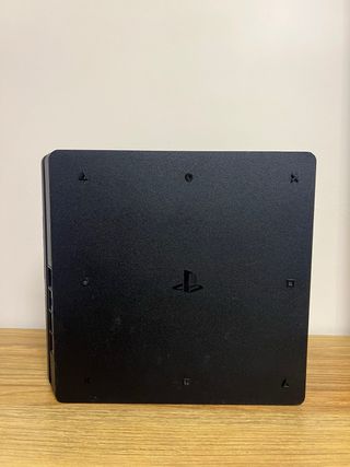 Playstation 4 Slim 1Tb