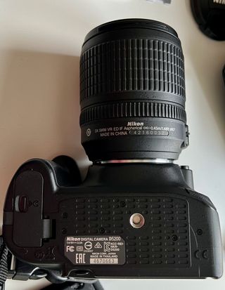 Kit Completo Nikon D5200 con Objetivo 18-105 y acc