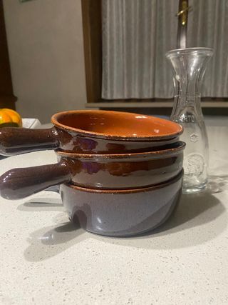 3 ciotole in terracotta e quartino