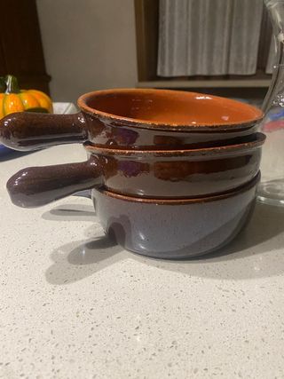 3 ciotole in terracotta e quartino