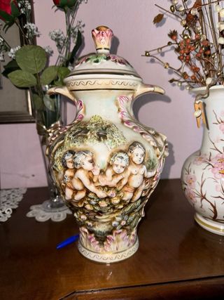 2 vasi di Capodimonte