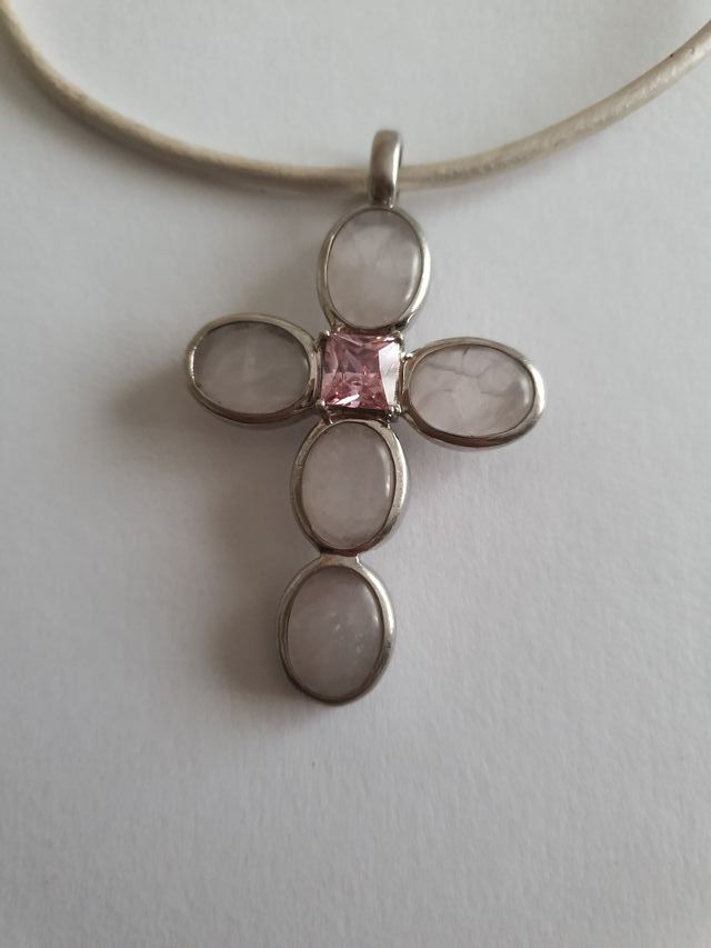 Colgante cruz plata de ley y piedra luna