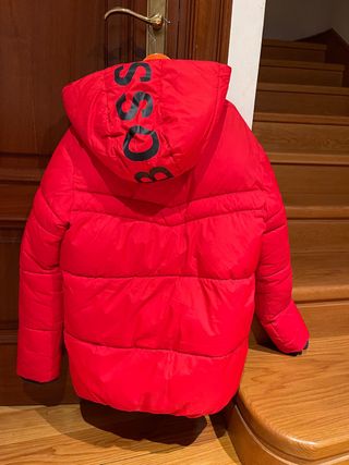 Cazadora acolchada Hugo Boss talla 16 años