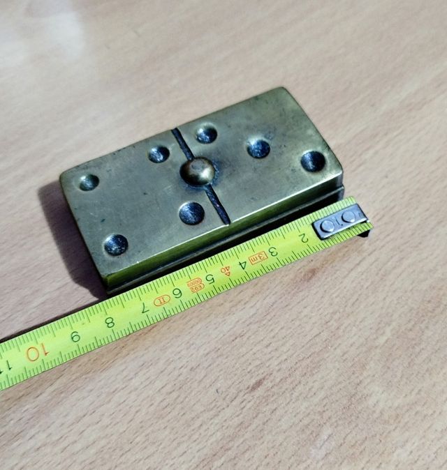 Ficha De Dominó Artesanal De Bronce