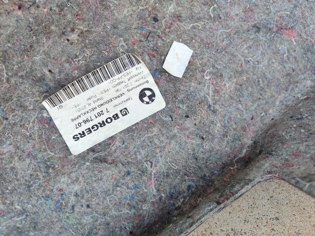 Tapizado portón BMW e90 lci