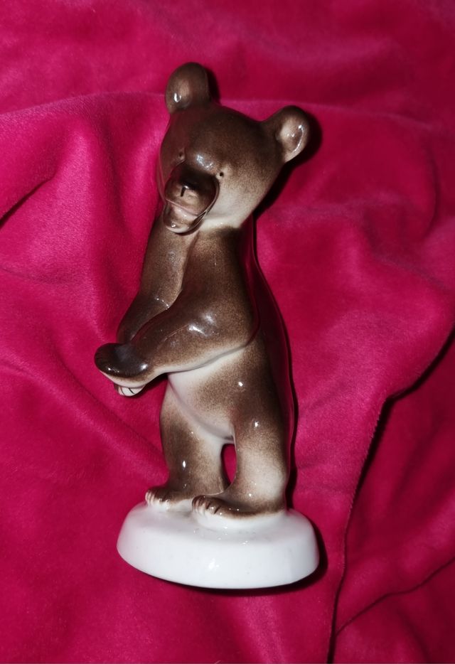Figura oso urss