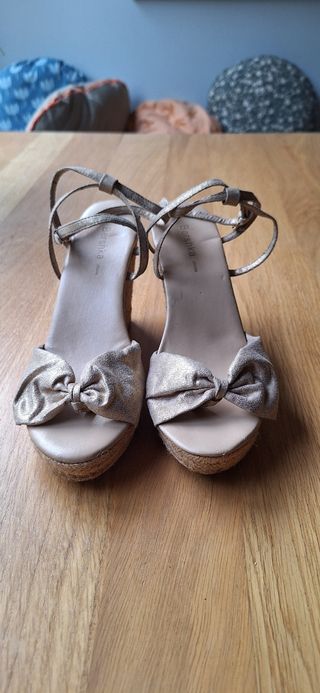 SANDALIAS T38