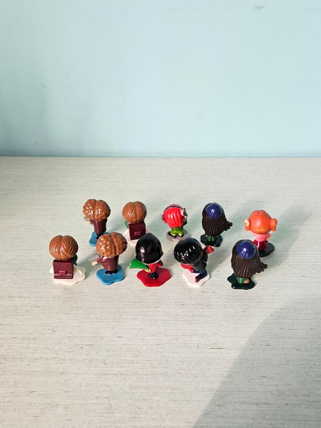 Funny Students Kinder 2007 - 10 personaggi