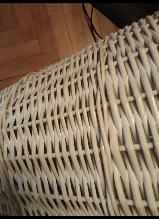 Cesto de mimbre para la ropa sin tapa