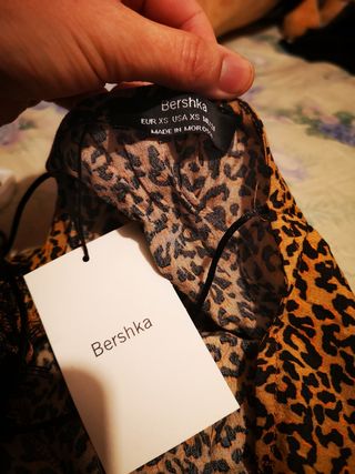Niki de tirantes de leopardo