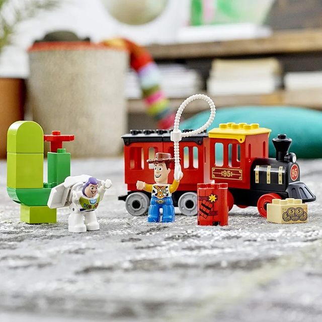 Lego Duplo tren Toy Story