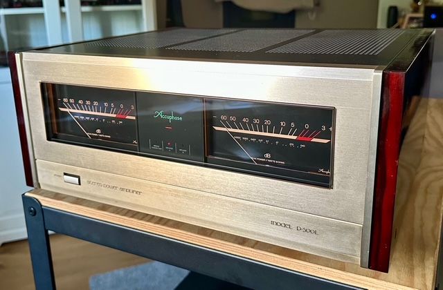 Accuphase P-500L. Amplificador de potencia 270W/ch
