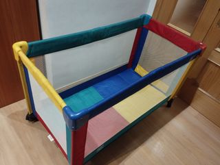 Cuna de viaje