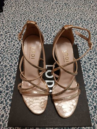 Sandalias de tacón LODI.