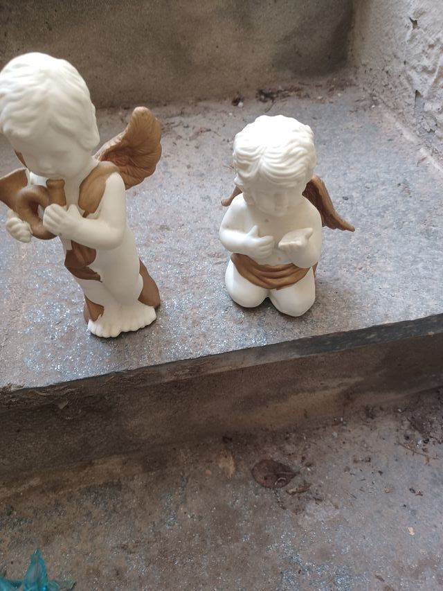 angioletti in gesso e ceramica