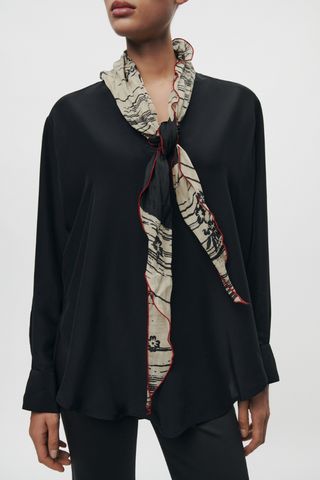 Zara. Blusa pañuelo T. S