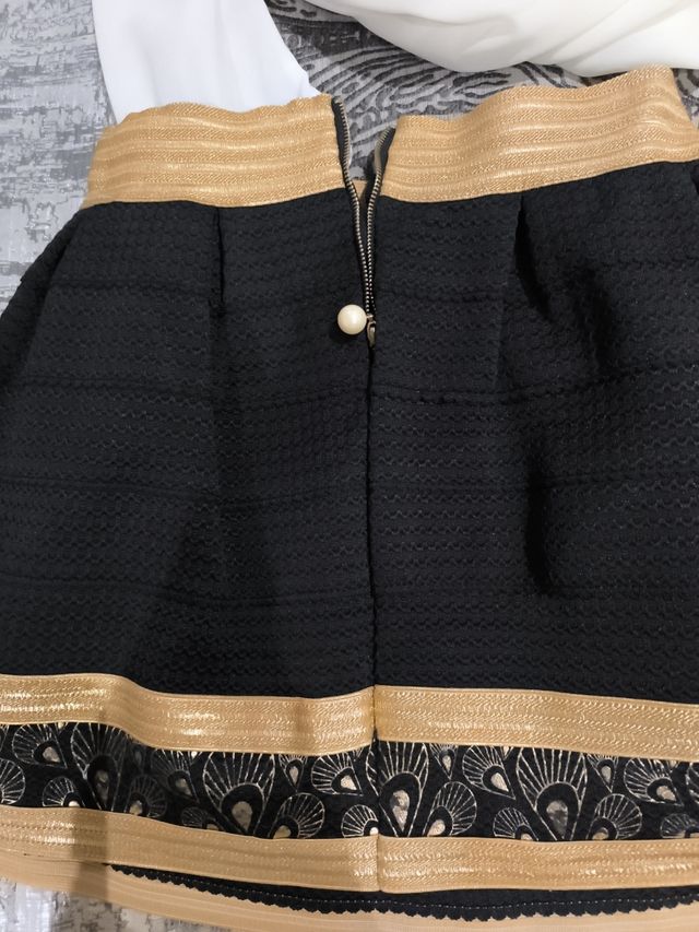 Camisa y falda fiesta