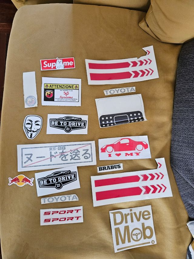 Stickers adesivi per auto moto e altro