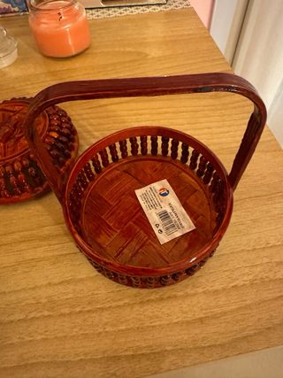 Cestino in legno lucido