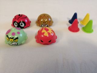 Macchinine retrocarica mostri ostacoli