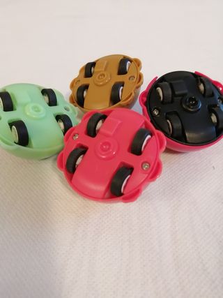 Macchinine retrocarica mostri ostacoli