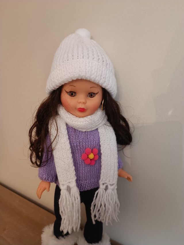 Gorro y bufanda muñeca Nancy
