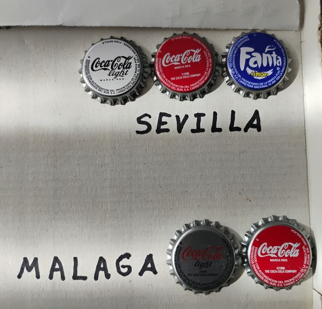 Chapas de refrescos de Sevilla y Málaga