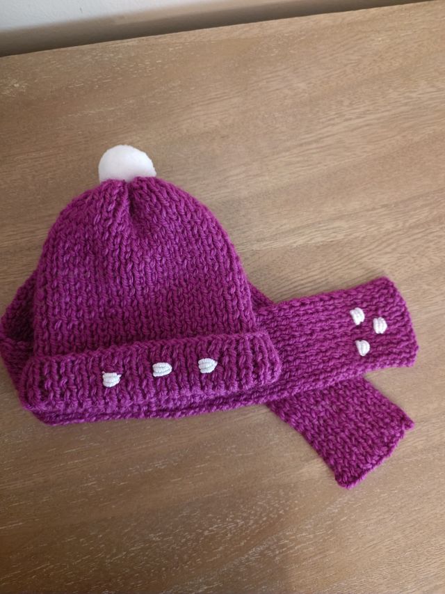 Gorro y bufanda muñeca Nancy