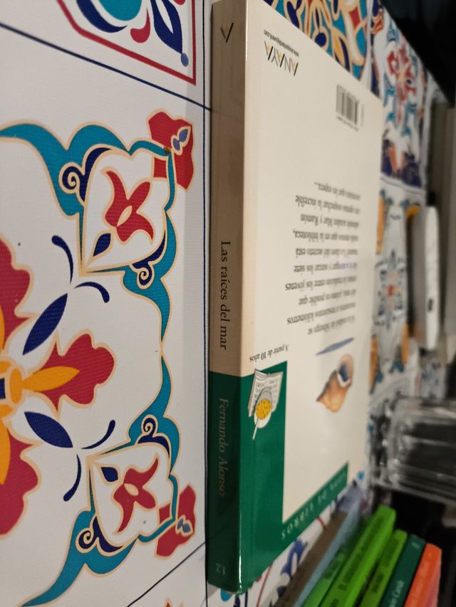 Las raíces del mar (Sopa de Libros/ Soup Of Books) (Spanish Edition)