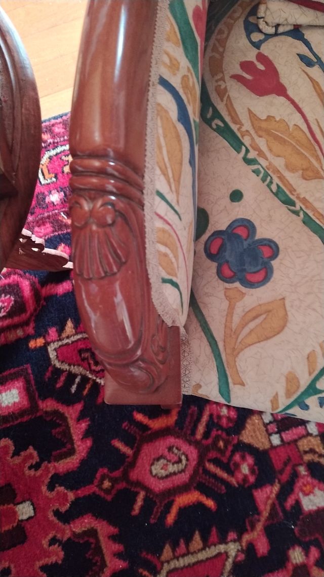 Dos sillones dormitorio, recibidor,etc.