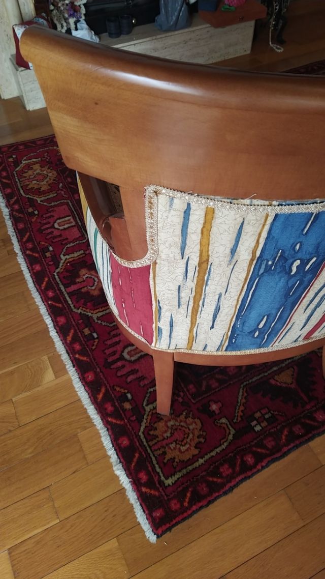 Dos sillones dormitorio, recibidor,etc.