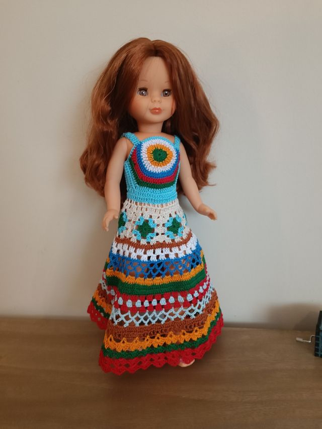Vestido muñeca Nancy hecho a mano