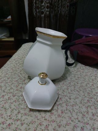 Jarrón decorativo de porcelana