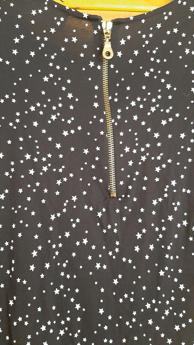 Vestido elástico con estrellas, talla S